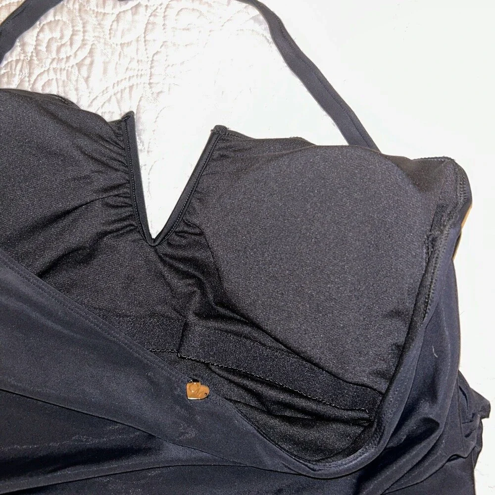 NWT Catherine Malandrino V Wire Shirred Black 1 Piece Bandeau Swimsuit Plus S 3X